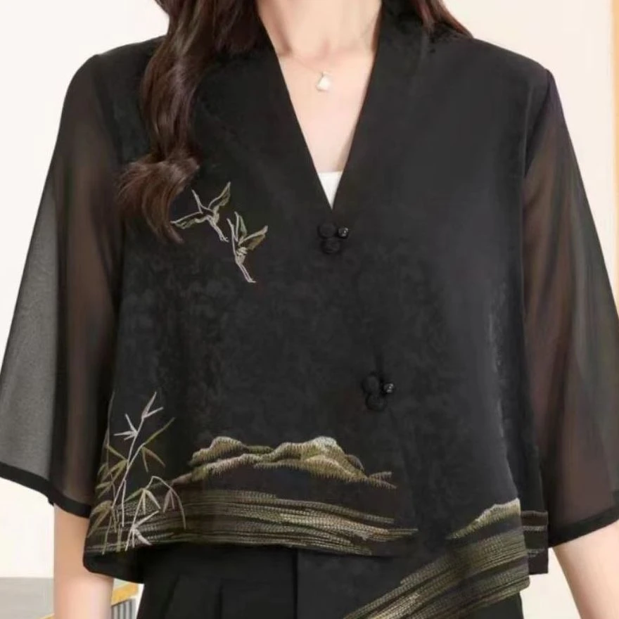 10020-11新款时尚休闲小衫