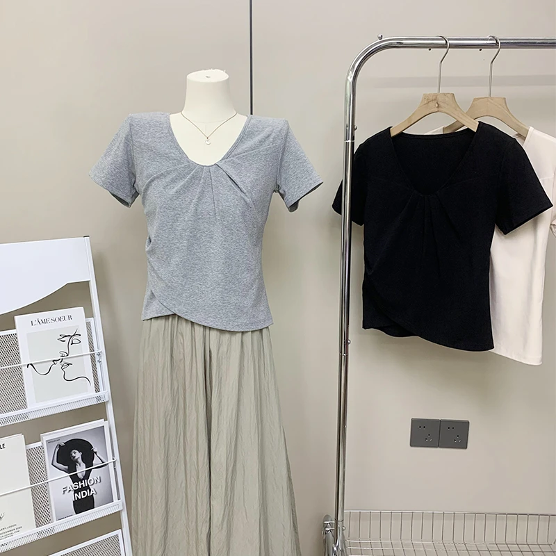 大码胖mm200斤欧美风气质V领正肩短袖t恤女夏季新款遮肉减龄小衫