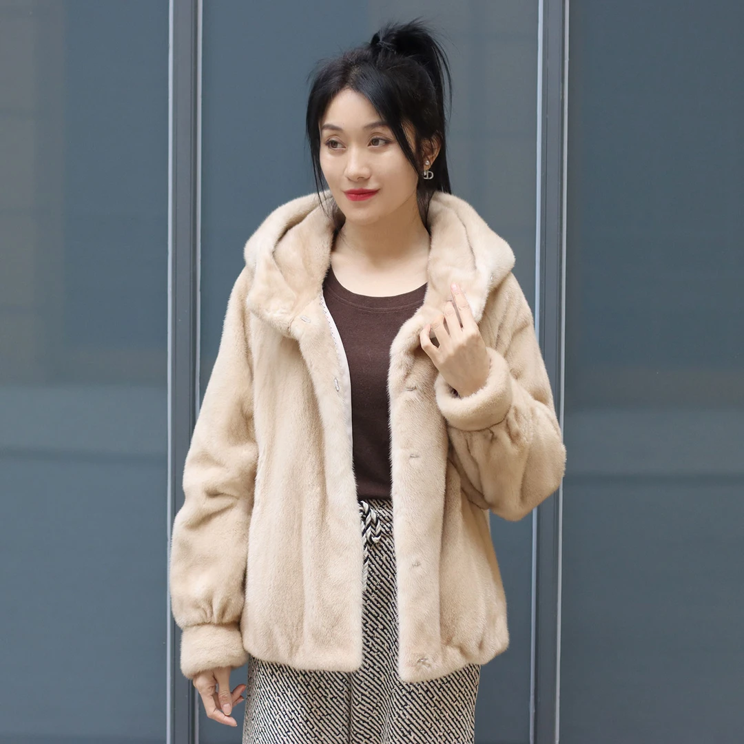 初晓2024年冬季新款女士貂皮外套 白米黄银蓝珍珠咖啡黑 93469