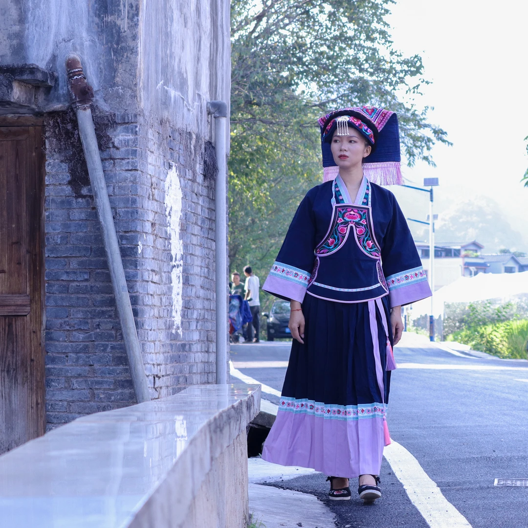 布依垚【留美人】新式民族风精品刺绣植物染三件套装传统复古