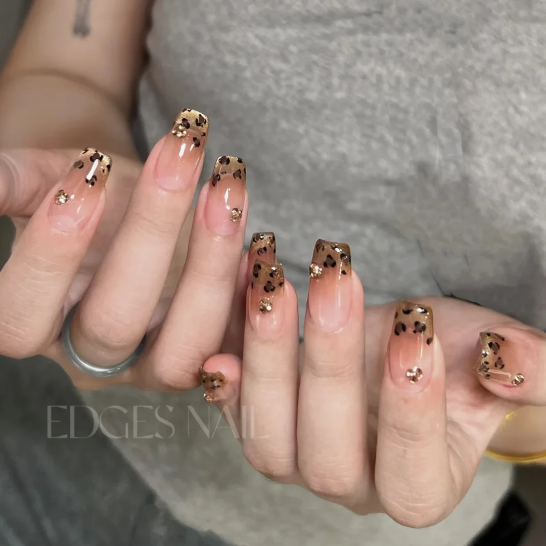 法式豹纹-高级感秋冬ins风美甲手工穿戴甲-10片装