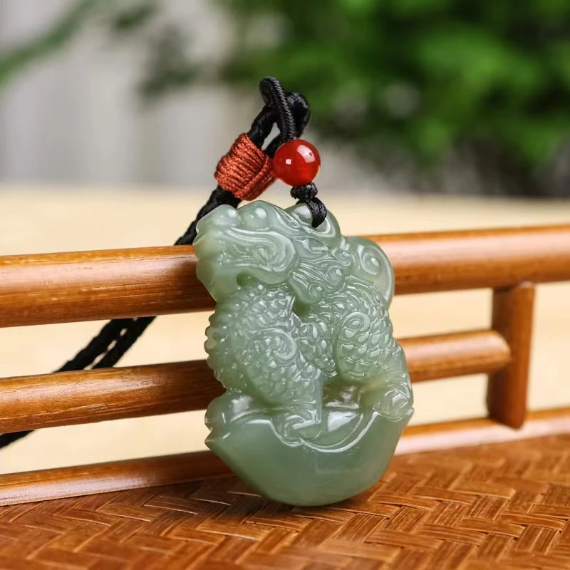 天然新疆和田玉麒麟献瑞玉坠男女款本命年玉石吊坠民族风双面雕刻