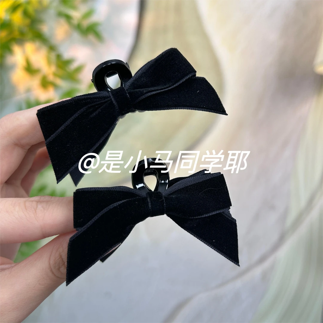 黑色手工蝴蝶结发夹百搭优雅可爱高颅顶小抓夹秋冬款丝绒蝴蝶结
