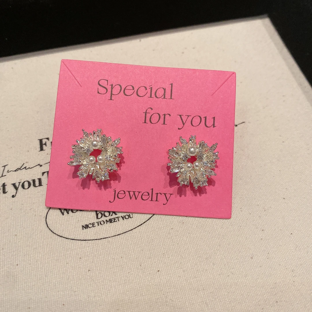 铜合金合成锆石耳饰 烟花耳钉女设计感小众复古个性简约气质耳环