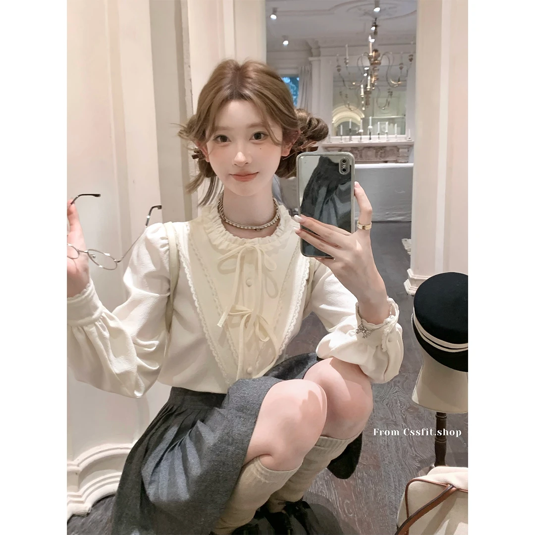 迟伞伞24/fw 苏黎世交换生 重工刺绣花边百褶领系带蝴蝶结衬衫女