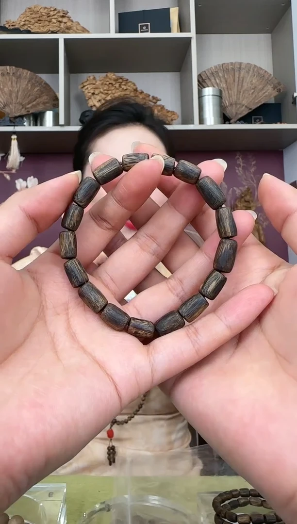 【闪购商品】沉香手串随形直切单圈白棋多样性发货