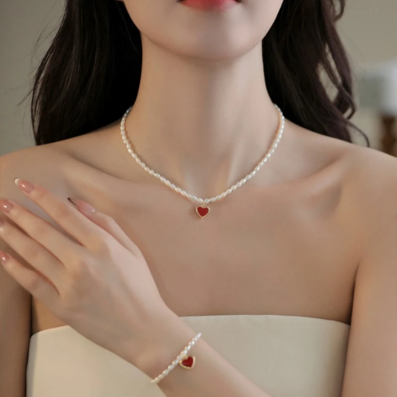 天然淡水珍珠项链女甜美爱心吊坠小米珠锁骨链轻奢复古小众颈链