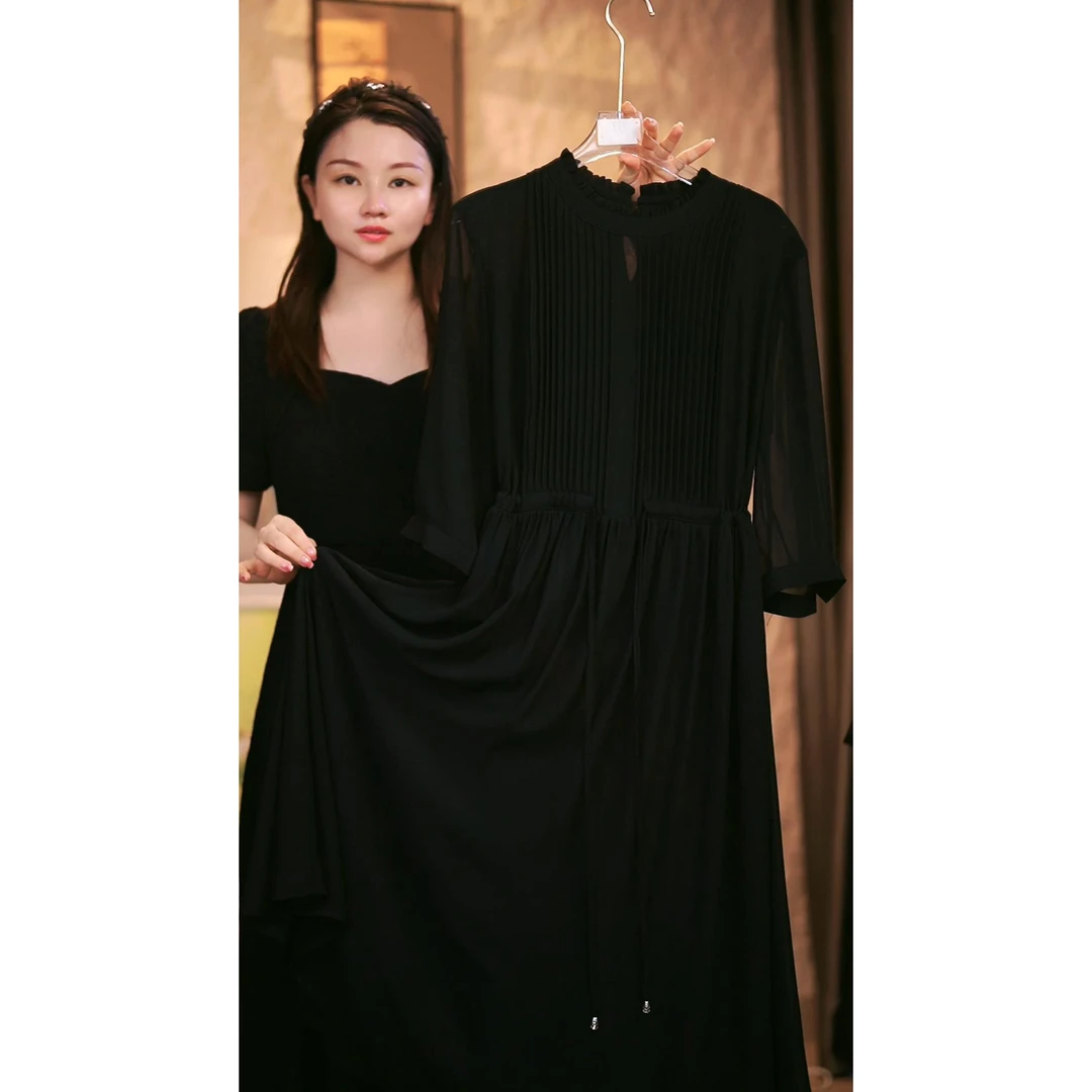 新C16高定小黑裙XH中袖宽松连衣裙女装连衣裙显瘦碎花长款