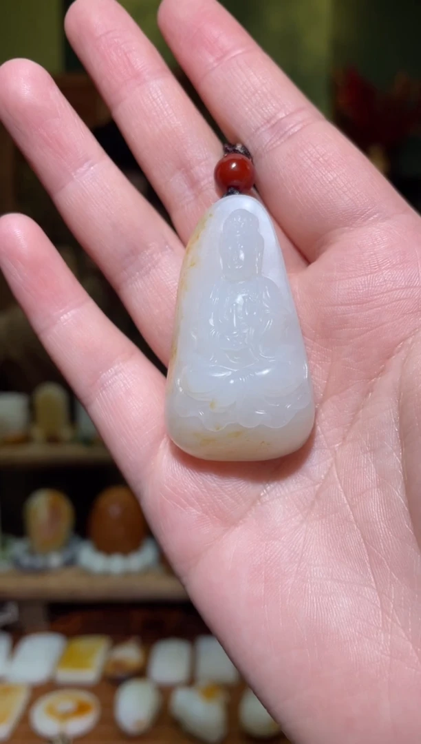 【闪购商品】和田玉吊坠(不含链)未镶嵌观音37g