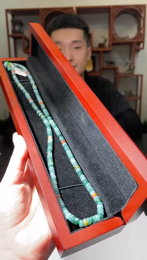 【闪购商品】翡翠颈饰未镶嵌珠链