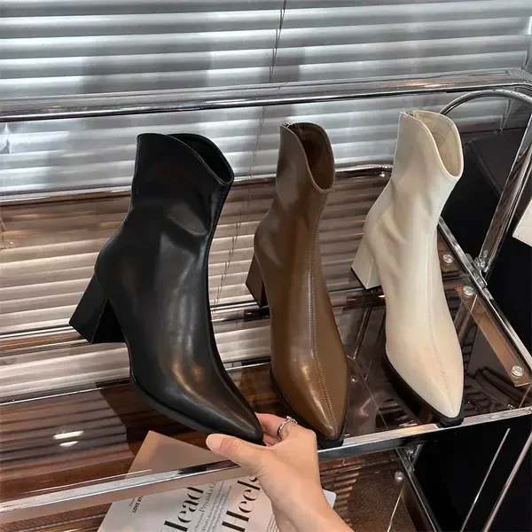 XIEFURN/鞋夫人百搭方头粗跟短靴女2023年秋季新款法式尖头瘦瘦靴