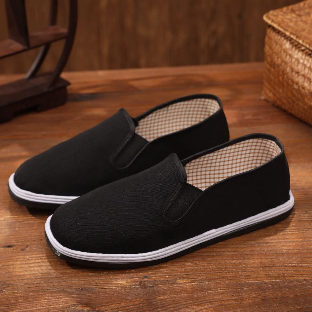 2双35-45码老北京布鞋轻便吸汗日常工作纯胶底布鞋