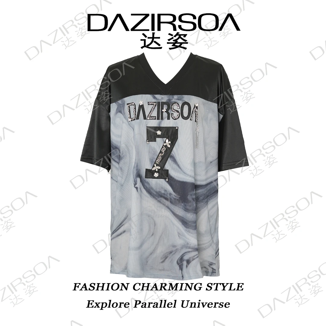 DAZIRSOA/达姿24A/W "Seven" 个性渲染烫钻V领大T恤 S799