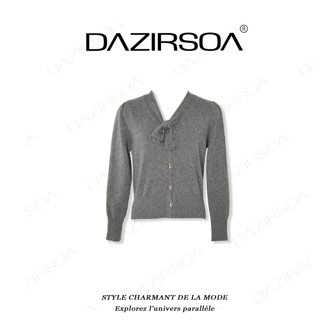 DAZIRSOA/达姿“从容自得”时尚百搭蝴蝶结钉钻显瘦毛衣 W070