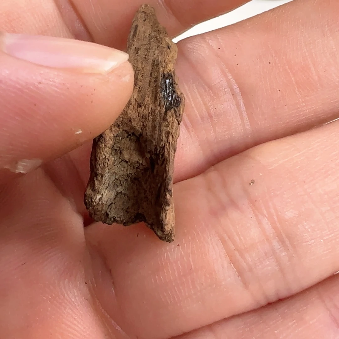 【闪购商品】聆*沉水富森红土0.83克