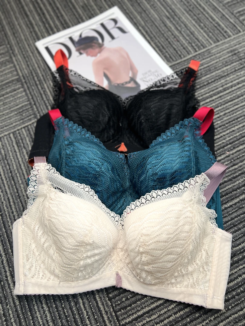 【宠粉福利】大胸显小轻薄款内衣无钢圈文胸收副乳上托下垂