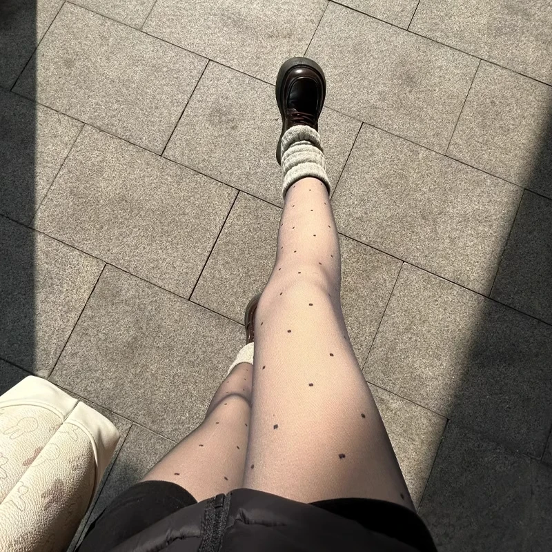 黑色波点丝袜女秋冬加绒加厚裸感自然防勾丝光腿神器不掉档连裤袜