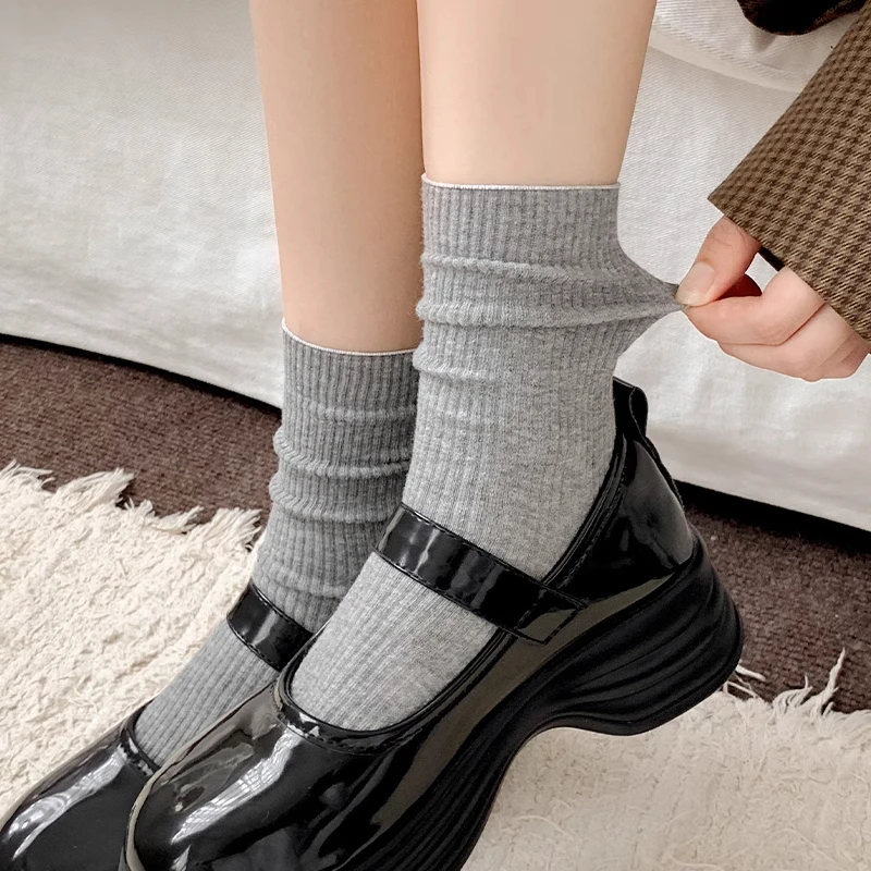 灰色袜子女春秋纯棉中筒白色月子堆堆女款秋冬ins潮长袜配小皮鞋