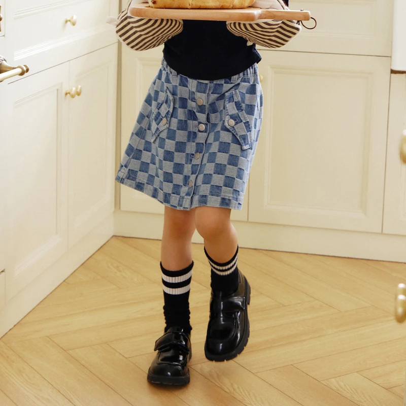little moco童装春秋装新款女童棋盘格牛仔短款半身裙#KBB3SKT010