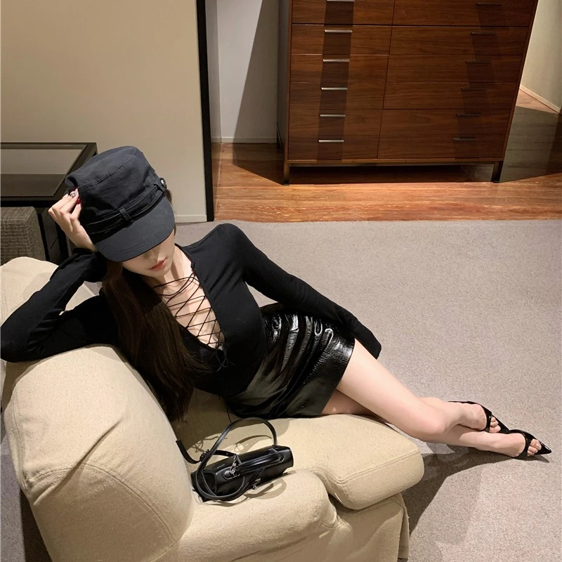 Pomelo Rice/偷心野猫 性感纯欲御姐风镂空绑带长袖针织衫打底上