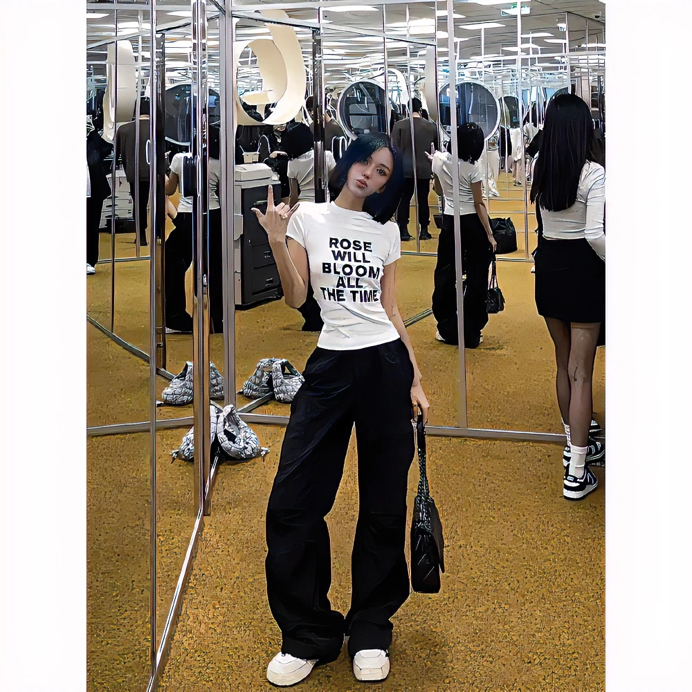圆领正肩短袖t恤女夏2025美式甜辣妹修身显瘦不露腰短款印花上衣
