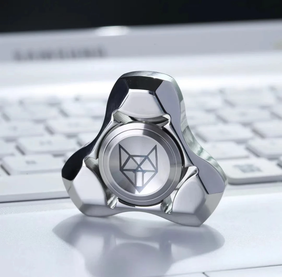 灵狐一代指尖陀螺解压玩具减压生气持久旋转稳定静音不锈钢玩具