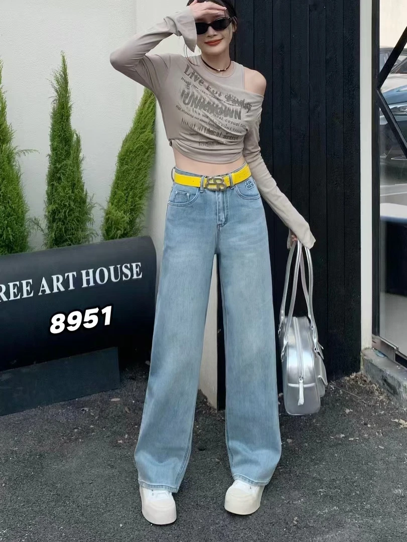 涵范＋冬季新款欧货牛仔裤女显瘦高腰窄版阔腿直筒裤外套浅蓝色