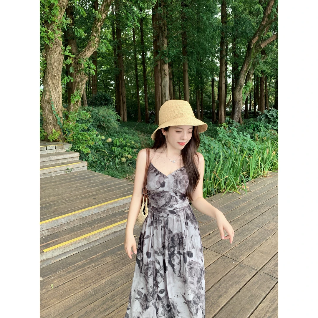 新中式水墨吊带连衣裙2024新款女夏季收腰显瘦气质长裙