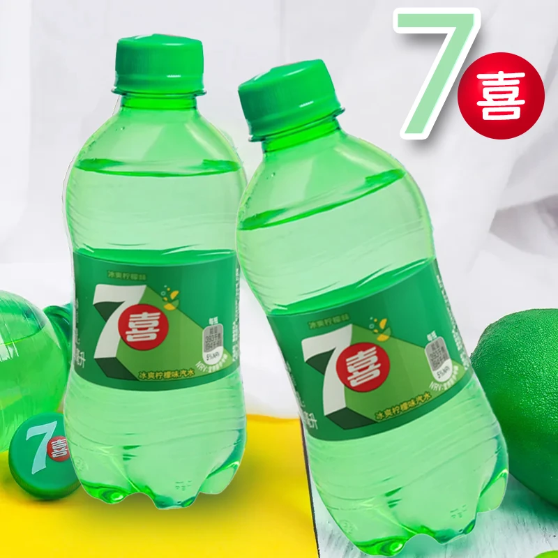 七喜300ml瓶碳酸饮料无糖可乐夏季汽水批发柠檬味解渴畅饮爽冰爽