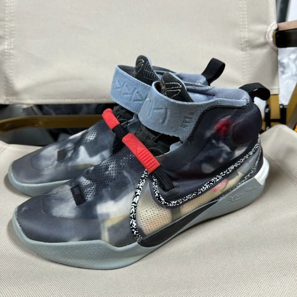 篮球鞋/科比kobe ad 蓝黑色/40码