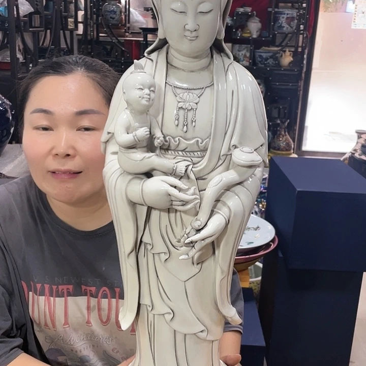 摆件广****院多少人都会在一起的