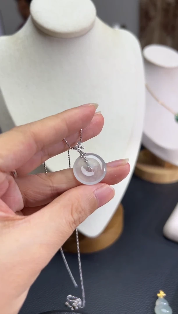 【闪购商品】翡翠颈饰18K金镶嵌翡翠源头直播间