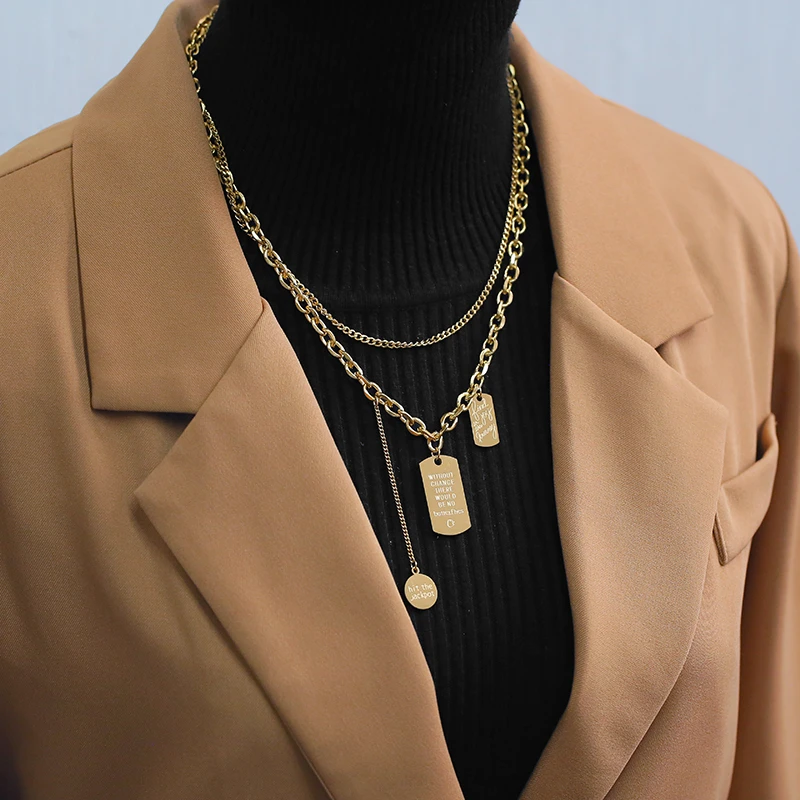 钛钢多层短款粗链方牌毛衣链女ins潮嘻哈轻奢小众设计锁