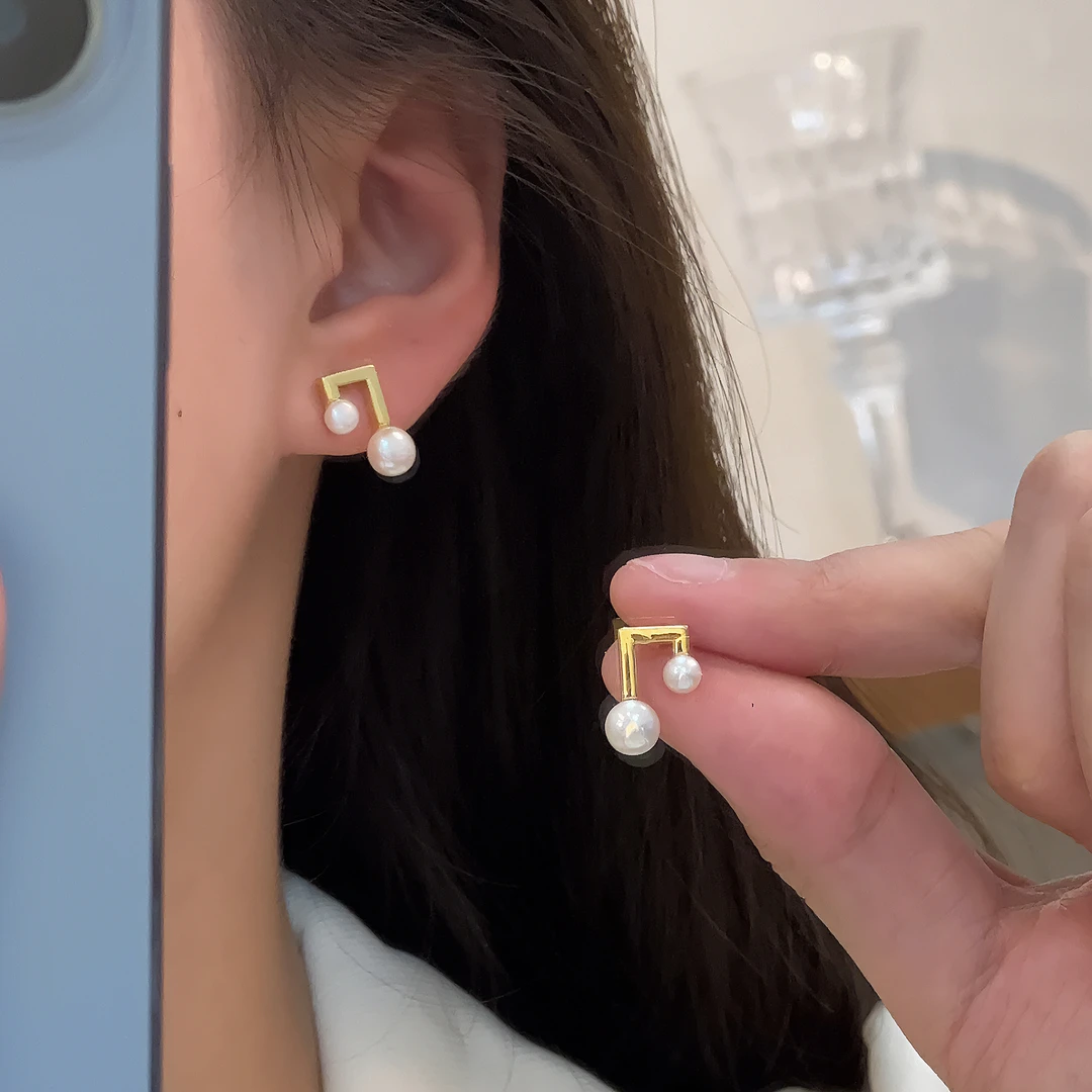 纯欲清甜音符珠珠耳钉