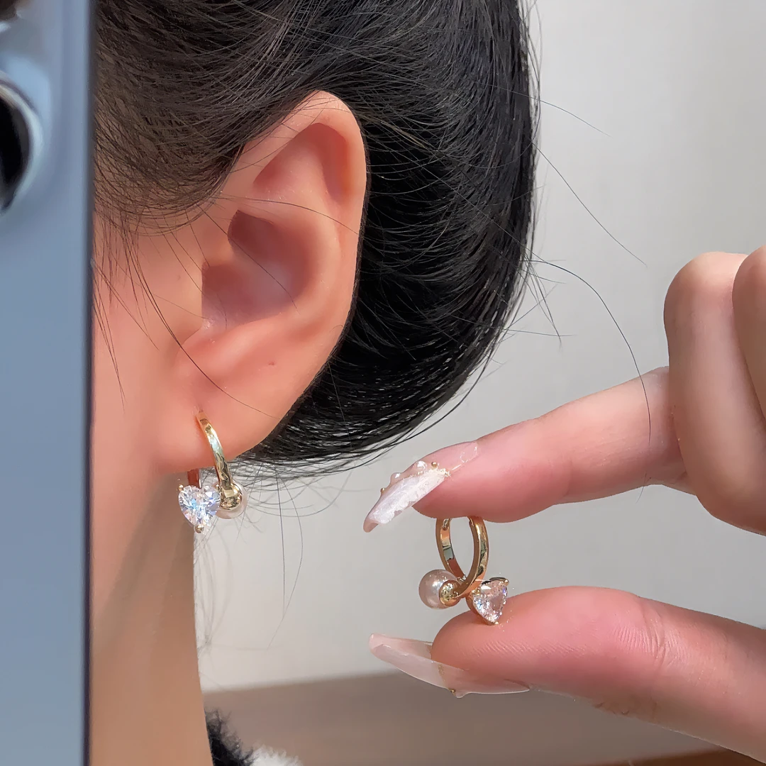 铜合金耳饰 【恰度】别致设计感满满双面爱心珠珠耳扣