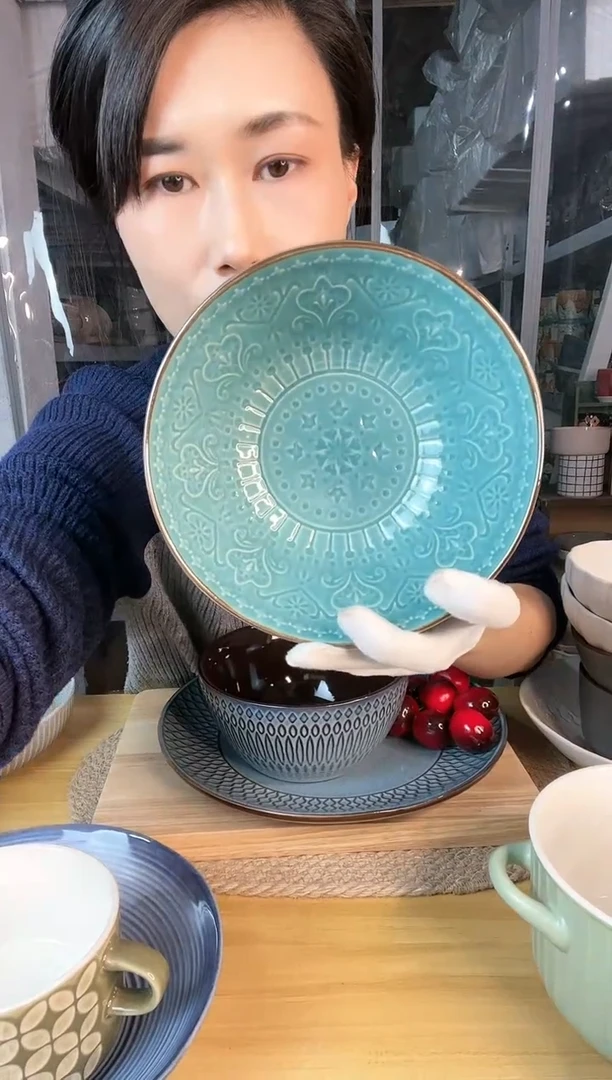 【闪购商品】陶瓷其他7英寸浮雕碗微瑕