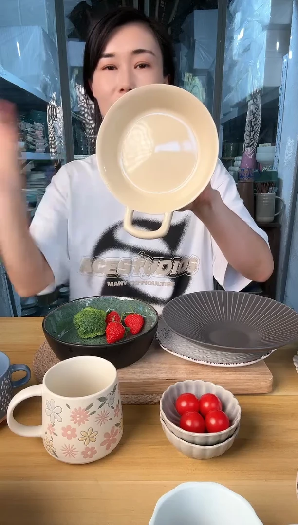 【闪购商品】瓷片6.5英寸单耳碗微瑕