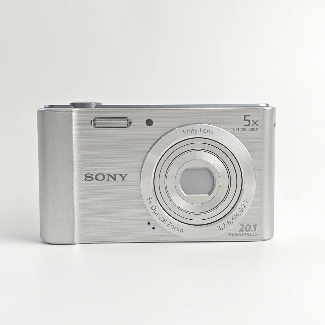 95新 Sony/索尼 w800轻奢银2010万像素5倍变焦ccd数码相机