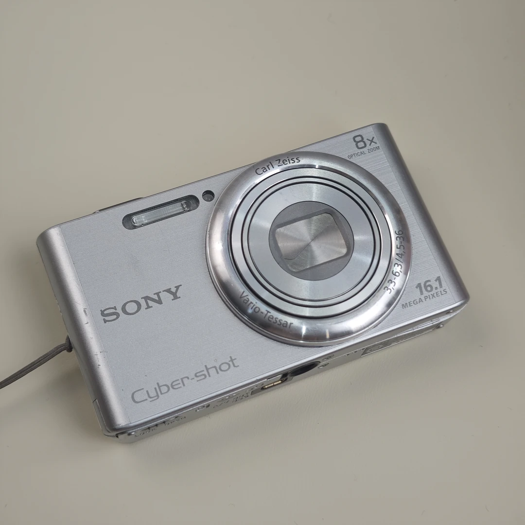 9新 Sony/索尼 w730银色1600万像素8倍变焦ccd数码相机