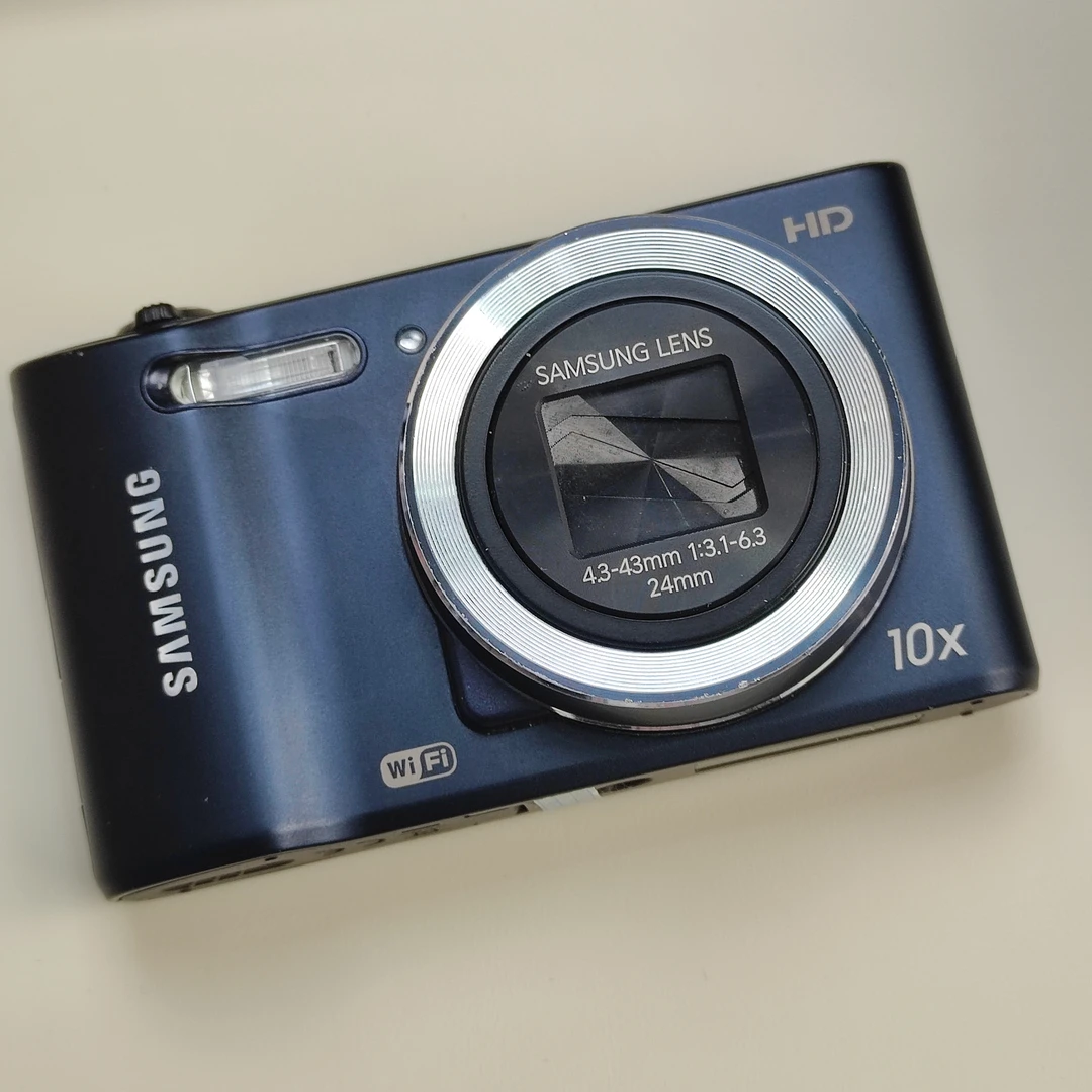 9新 Samsung/三星 wb30f黑蓝色1620万像素10倍变焦ccd数码相机