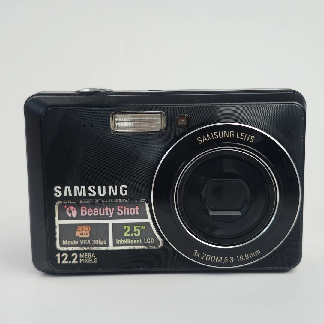 9新 Samsung/三星 es60黑色1220万像素3倍变焦ccd数码相机