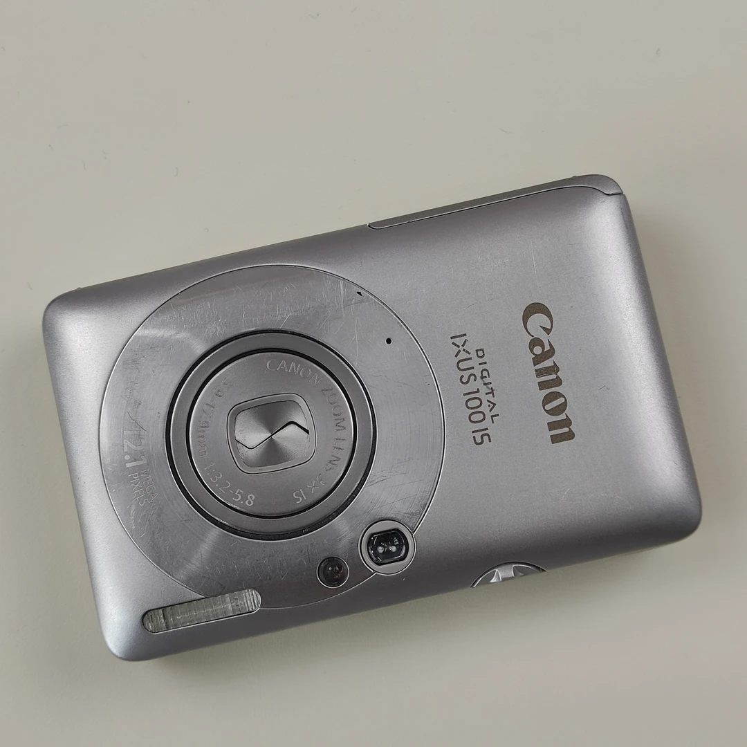 9新 Canon/佳能 ixus100银1210万像素3倍变焦ccd数码相机