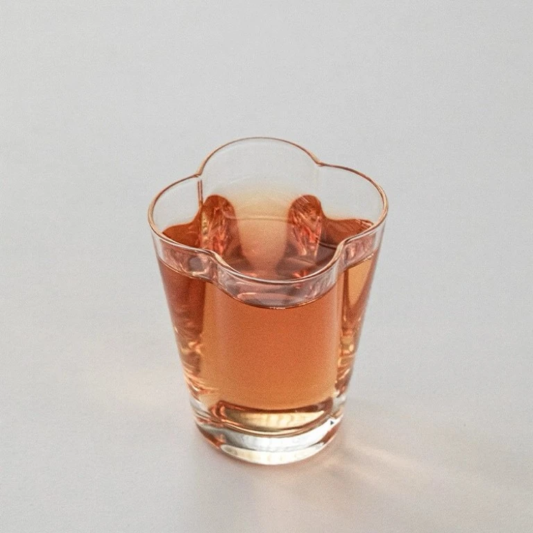 耐热玻璃四叶小茶杯透明日式品茗杯手工加厚主人杯透明家用酒杯