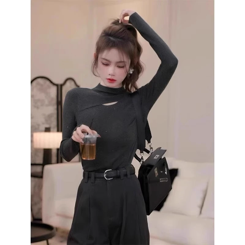 半高领镂空灰色长袖针织打底衫女春秋2025年新款内搭洋气别致上衣