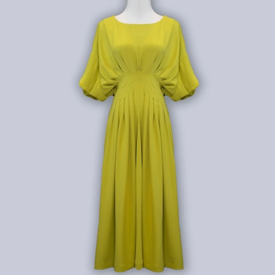 【法式Ionoy】蝙蝠袖褶皱收腰大摆气质连衣裙B0409