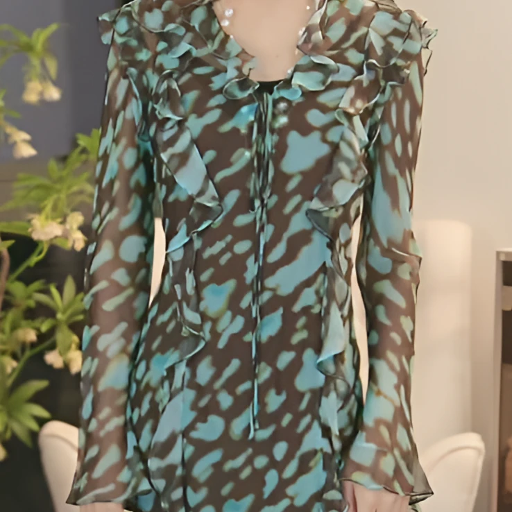 董董   D016 光影跃动 显瘦气质时尚性感夏季法式修身中长款长裙