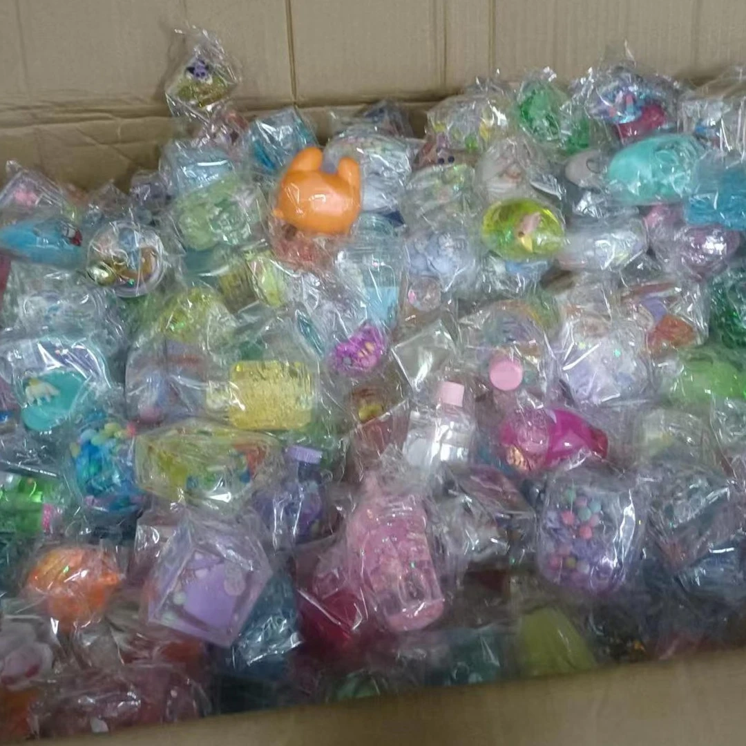 拍一拆二高货流沙瓶潮玩盲盒软萌可爱治愈创意时尚背包钥匙扣