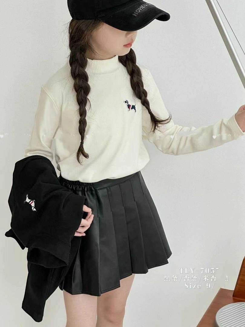 中大童潮款7057卡通图案德绒T恤