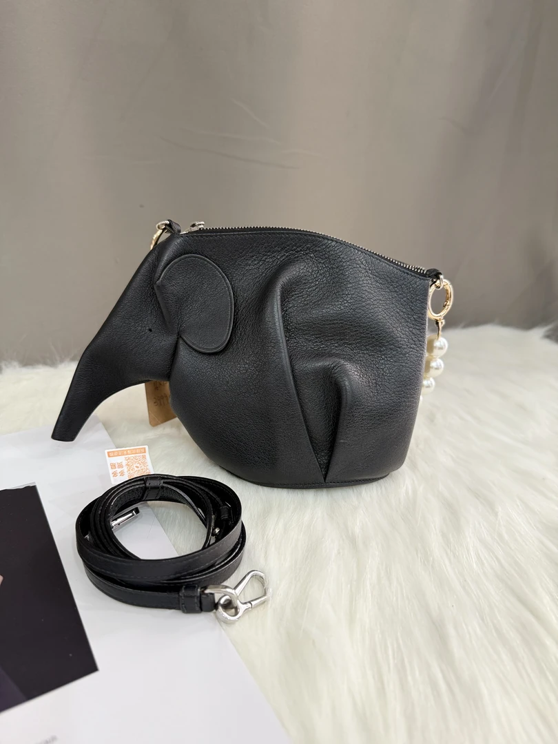 95新 LOEWE/罗意威 小象包黑色迷你小号包包单肩斜挎包