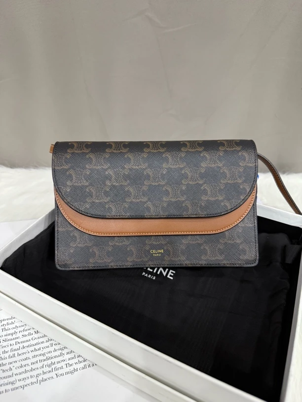 99新 Celine/思琳 思琳woc斜挎包老花单肩包拼色